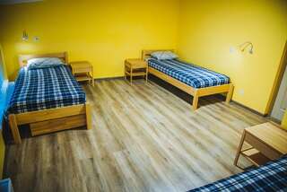 Хостелы Alina Hotel & Hostel Ужгород Односпальная кровать в общем номере-4